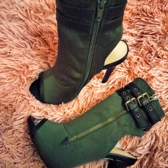 Valentina heels - Picture 2 of 3